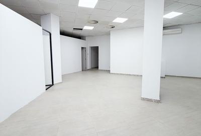 Spațiu comercial, de 150 mp, în Central - 9