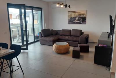 Apartament cu 3 camere decomandat în Nord - 2
