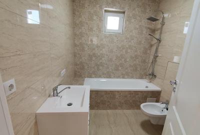 INCHIRIEZ ap. 2 camere decomandat,nou,nemobilat,zona Calea Surii Mici - 8