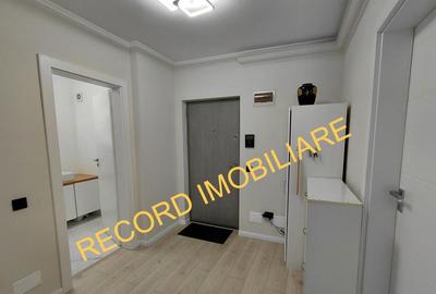 Apartament cu 3 camere semidecomandat în Florești