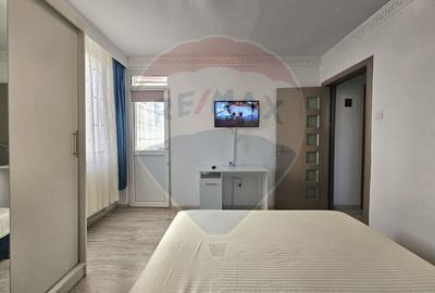 Apartament cu 2 camere circular, mobilat în City Park Mall - 2