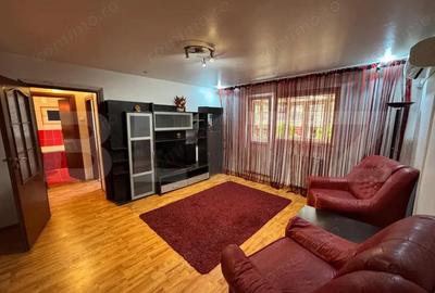 Apartament de vanzare, cu 3 camere, 65mp, zona Materna - Craiovita noua - 2