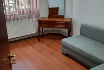 Apartament cu 4 camere decomandat în Central - 6