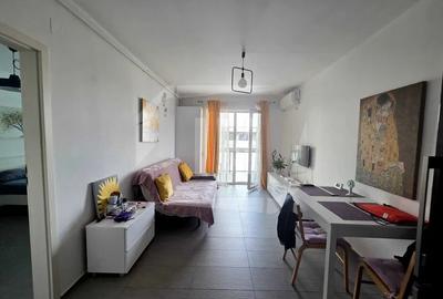 Apartament cu 2 camere semidecomandat, mobilat în Bună Ziua