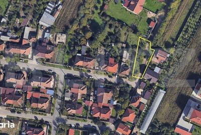 Teren de 810 mp, în Central
