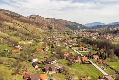 FILM! Pe 6.500mp teren + casa parinteasca, incantatoare pozitionare, acces facil - 4