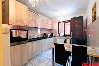 Casă cu 4 camere cu Teren 671 Mp în Gherăiești - 1