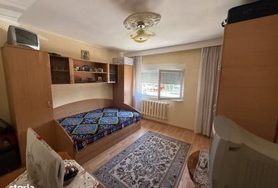 Garsonieră decomandată în Brătianu - 16