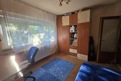 Re?i?a, apartament 4 camere, 100 mp, etaj 2, zona Micro II - 7