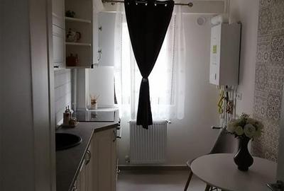 Apartament cu 3 camere decomandat în Bucium - 1