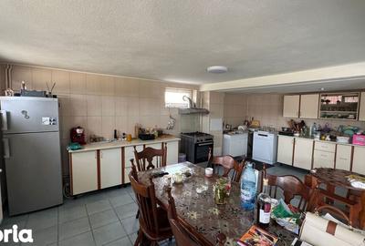 Casă cu 5 camere cu Teren 2011 Mp în Central - 7