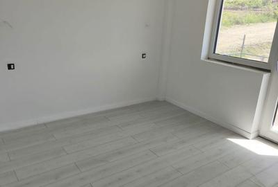 Apartament cu 2 camere decomandat în Vișan - 5