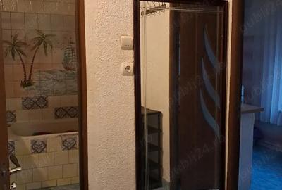 Garsonieră decomandată în Central - 2