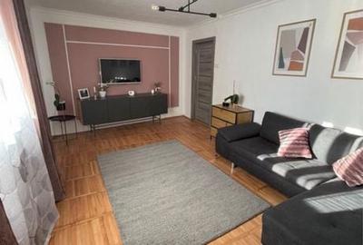 Apartament cu 2 camere decomandat în Central - 1