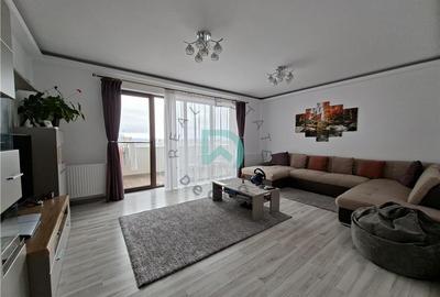 Apartament cu 3 camere decomandat în 13 Decembrie - 1