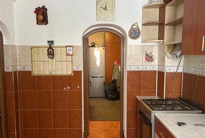 Apartament cu 3 camere decomandat, mobilat în Central - 5