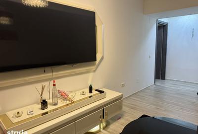Apartament cu 3 camere în 13 Septembrie