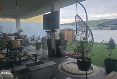 Casă cu 4 camere în Corunca - 1