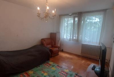 Apartament cu 3 camere decomandat în Drumul Taberei - 1