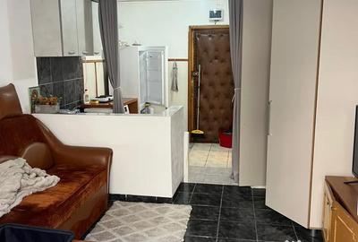 Apartament nedecomandat în Uzina 2 - 4