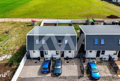 Casă cu 4 camere în Central