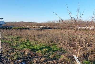 Teren de 1235 mp, în Exterior Vest - 4