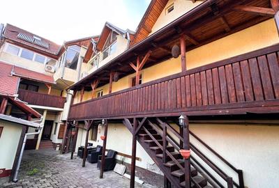 Casă cu 12 camere cu Teren 350 Mp în Orașul de Jos