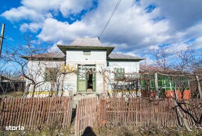 Casă cu 3 camere în Fata