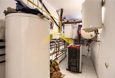 Casă individuală cu 13 camere cu Canalizare în Micălaca - 36