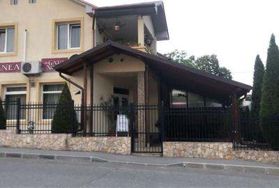 Casă cu 4 camere cu Teren 280 Mp în Central - 1