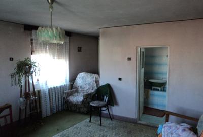 Duplex cu 4 camere cu Canalizare în Lenin Sud - 4