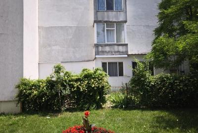 Apartament cu 3 camere decomandat în Frumoasa - 2