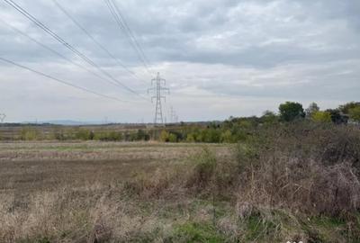 Teren de 8665 mp, în Central - 1