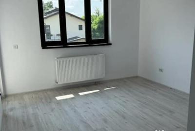 Casă cu 5 camere cu Teren 470 Mp în Central - 12