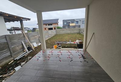 Duplex cu 4 camere cu Canalizare în Moșnița Nouă - 7