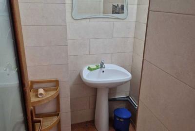 Apartament cu 3 camere semidecomandat în Păcurari - 7