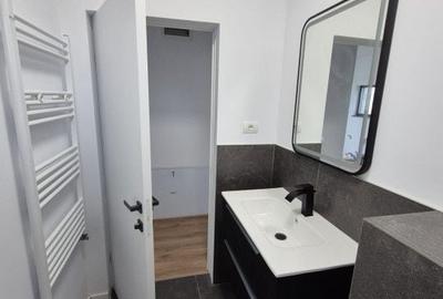 Casă cu 4 camere cu Teren 204 Mp în Palazu Mare - 11