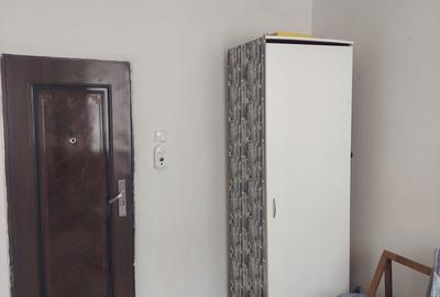 Garsonieră semidecomandată în Romană
