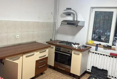 Apartament cu 4 camere decomandat, mobilat în Vitan - 9