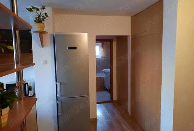 Inchiriez apartament 2 camere decomandat zona centrala - 2