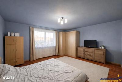 Spațiu comercial, de 270 mp, în Central - 7