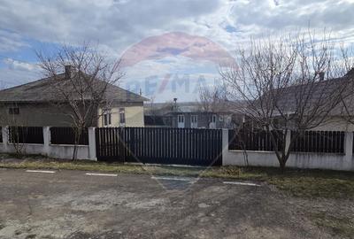 Casă cu 4 camere în Stanca - 11