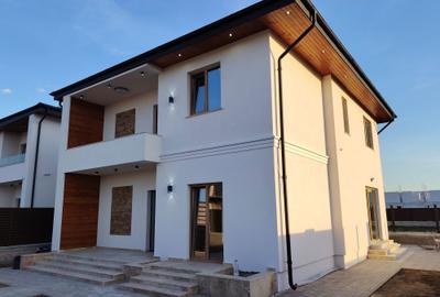 Casă cu 4 camere în Dobroești - 2