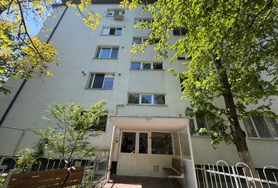Apartament cu 3 camere decomandat, mobilat în Titan - 24