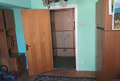Apartament cu 4 camere semidecomandat, mobilat în Central - 9