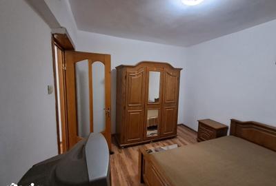 Apartament cu 3 camere în Central - 3