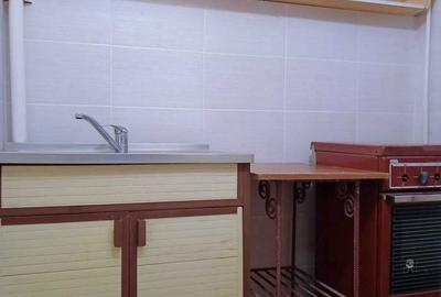 Garsonieră semidecomandată în Central - 1