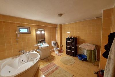 Casă cu 6 camere în Piața Centrală - 2