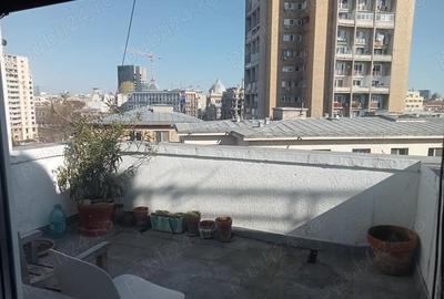 Apartament cu 2 camere semidecomandat în Ultracentral