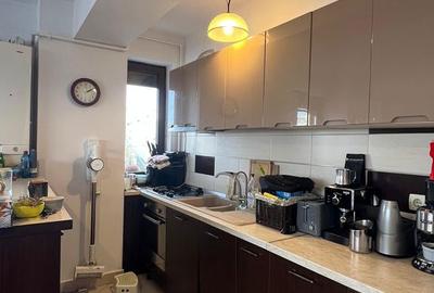 Apartament cu 3 camere, mobilat în Băneasa - 8